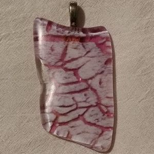 🌺2/$25 or 5/$50 Stunning Glass Pendant